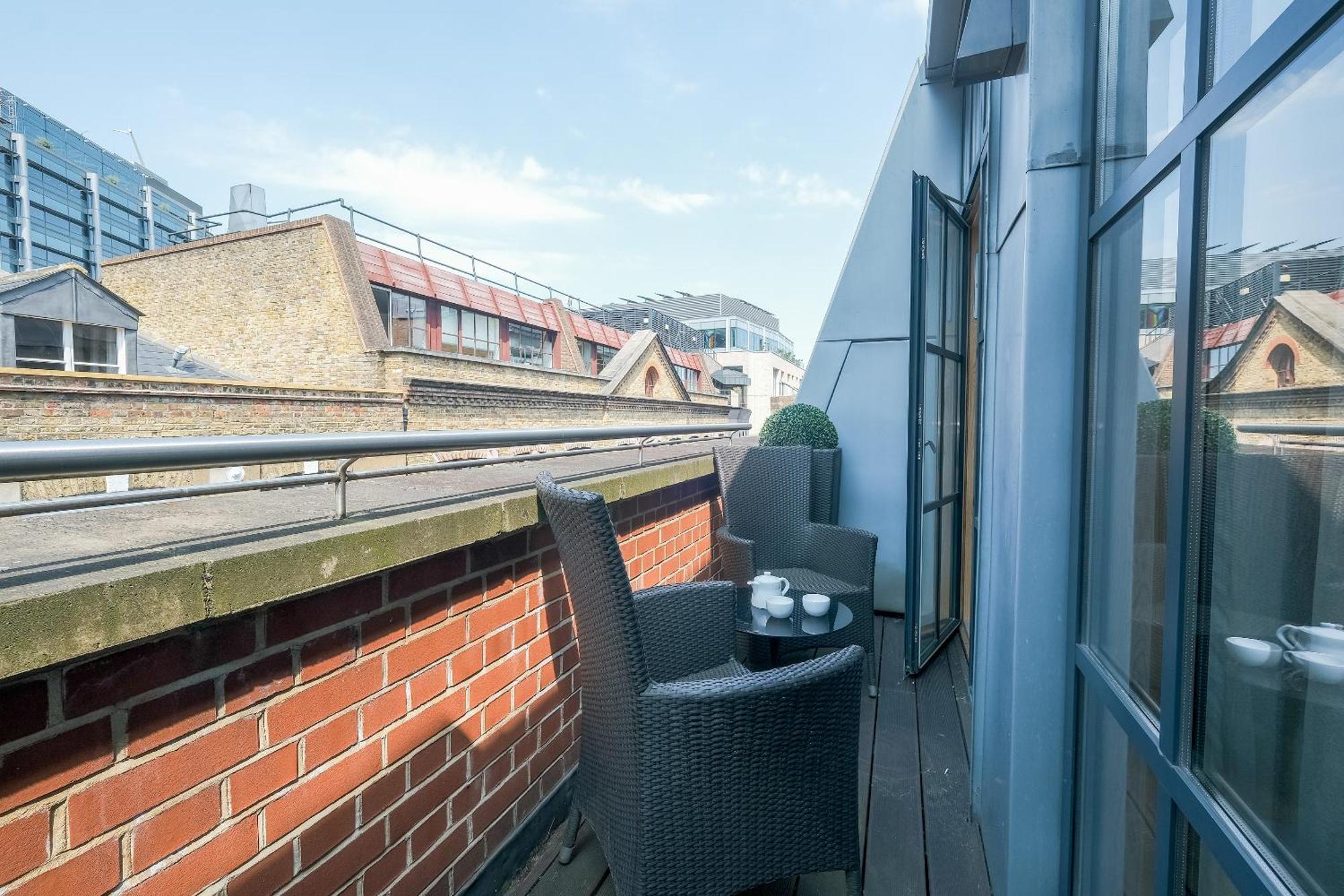 Central Servised Apartments On Artillery Lane 런던 객실 사진