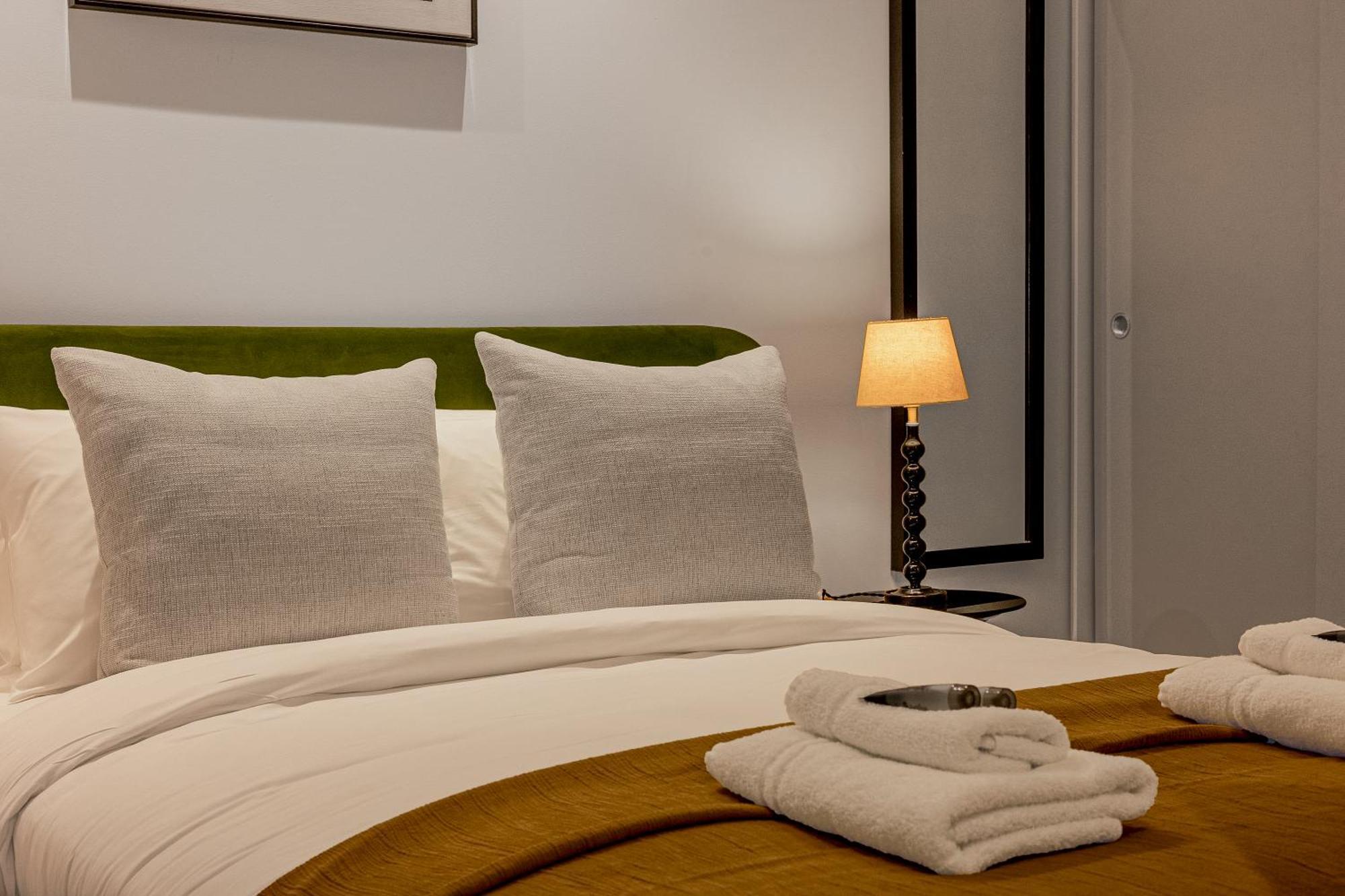 Central Servised Apartments On Artillery Lane 런던 외부 사진
