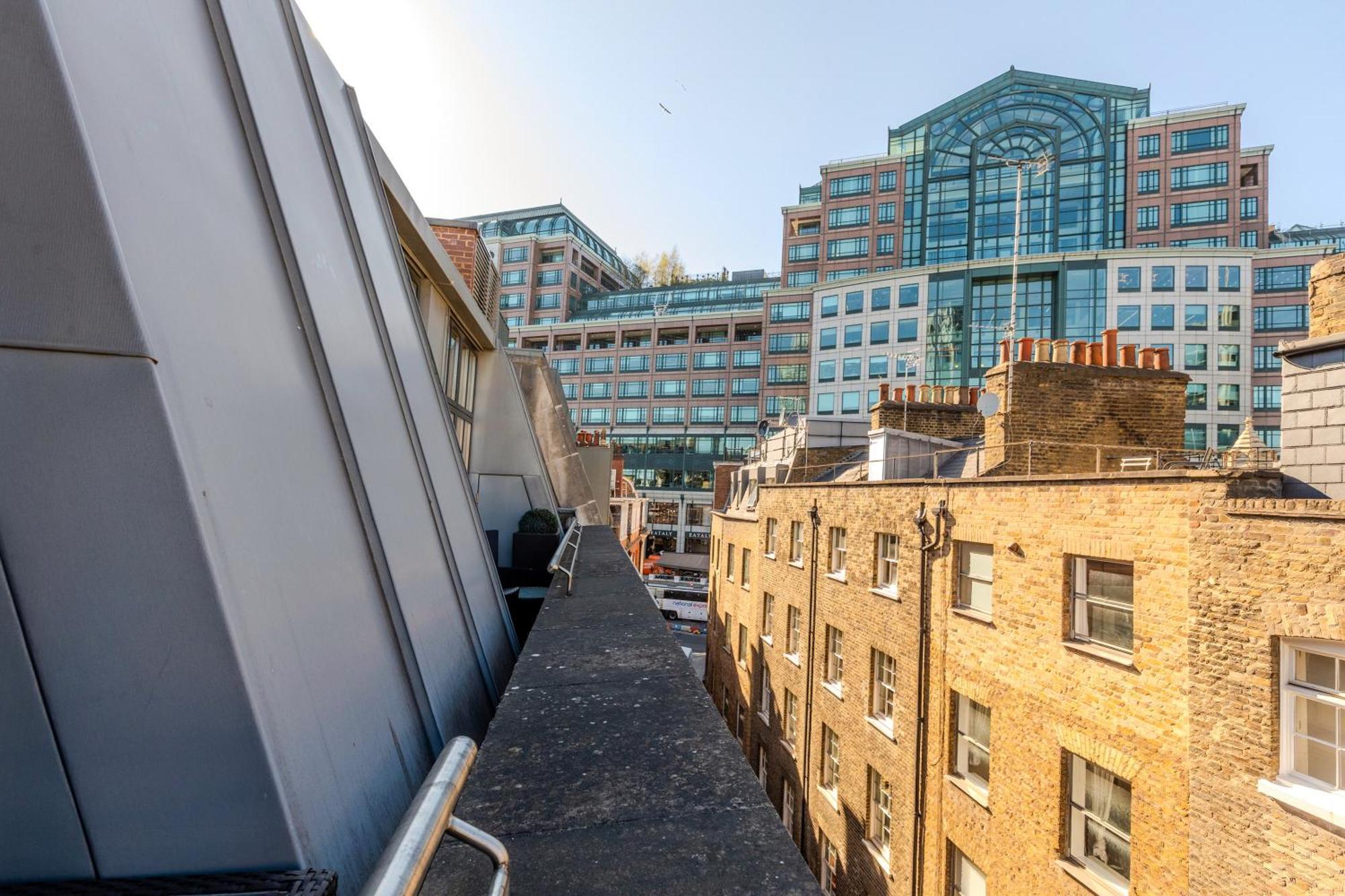 Central Servised Apartments On Artillery Lane 런던 외부 사진