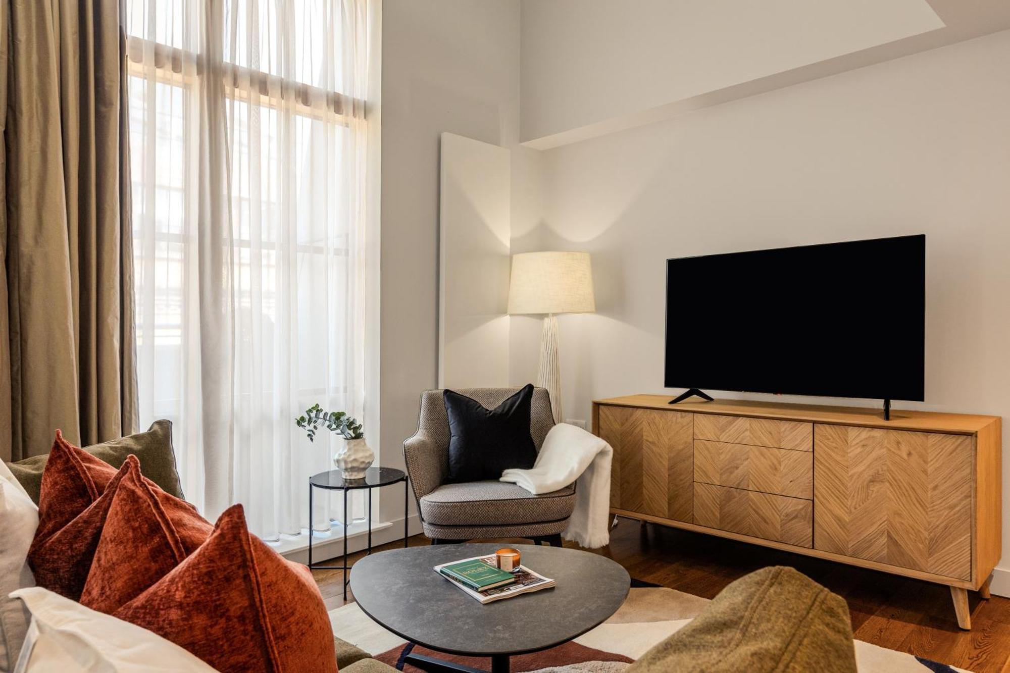 Central Servised Apartments On Artillery Lane 런던 외부 사진