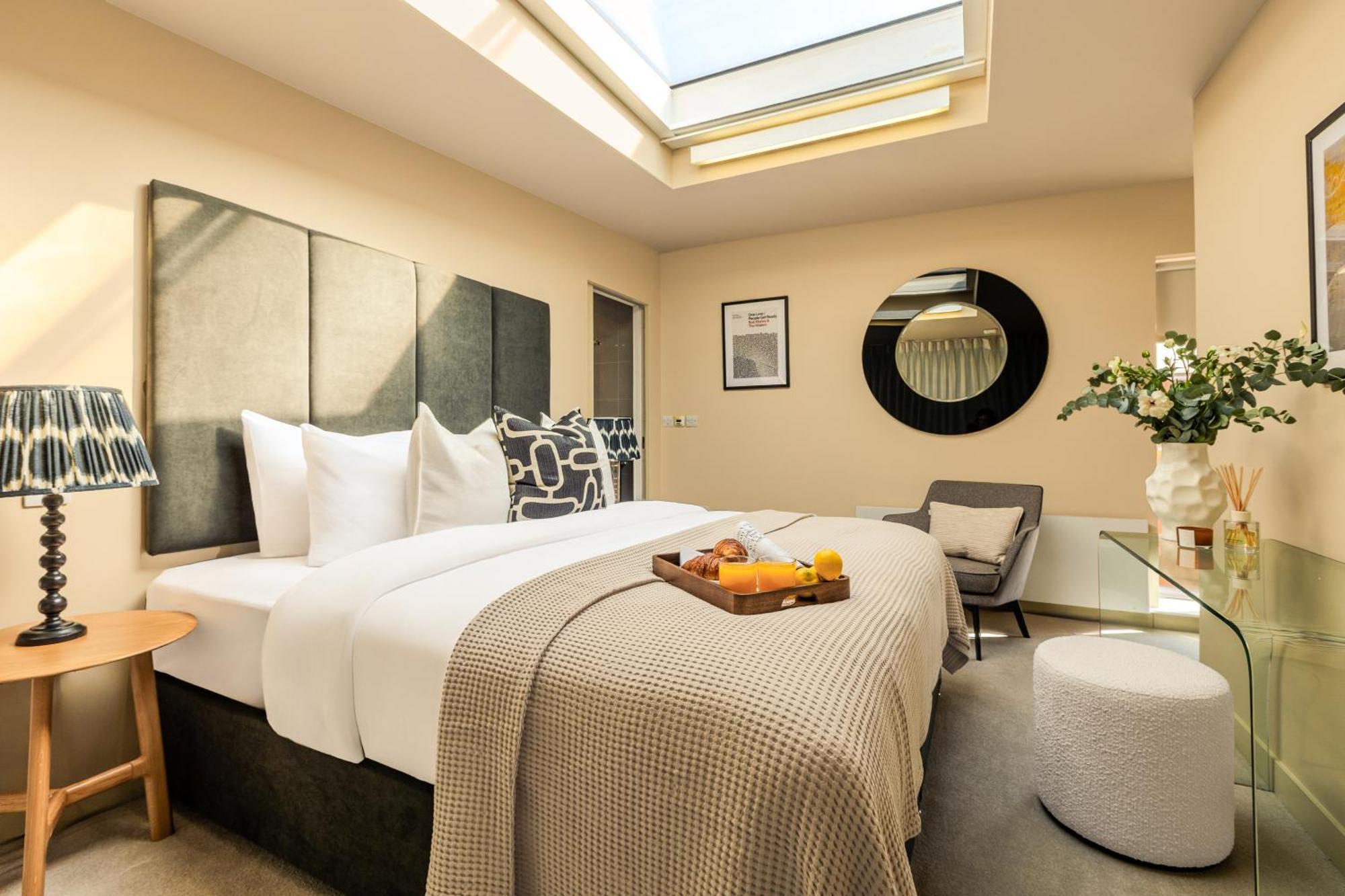 Central Servised Apartments On Artillery Lane 런던 외부 사진